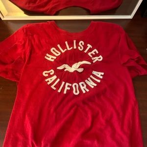Hollister tee